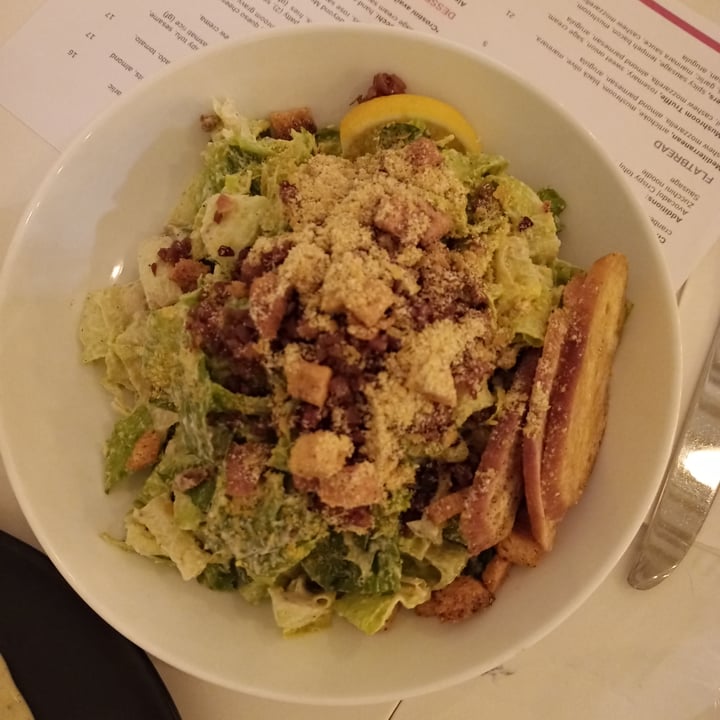 photo of Community Restaurant Caesar Salad shared by @lunatoon17 on  04 Oct 2020 - review