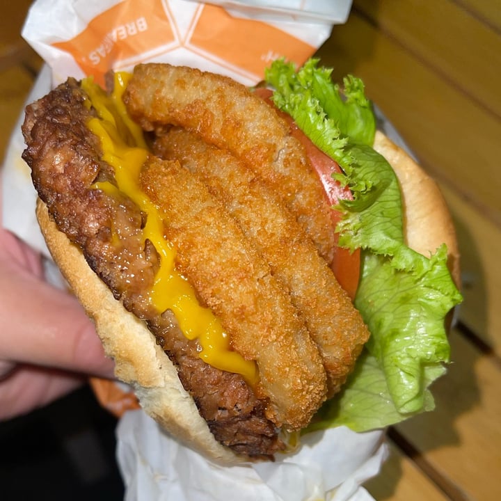 review photo of Plant Power Rambler Burger shared by @loveroftofu on 04 Dec 2021 - review