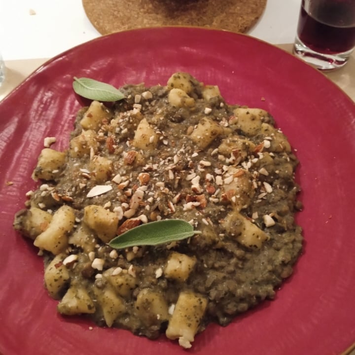 photo of ErbOsteria Gnocchi Fatti In Casa Con Ragù Di Lenticchie shared by @adaig on  22 Mar 2022 - review