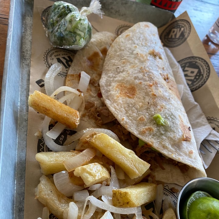 photo of Revolucion Verde Pirata shared by @blankapola on  23 Dec 2020 - review