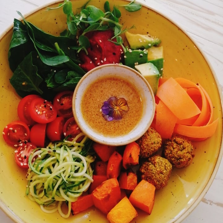 review photo of Juvenate Conscious Eatery Buddha Bowl shared by @jennalennn on 11 Aug 2021 - review