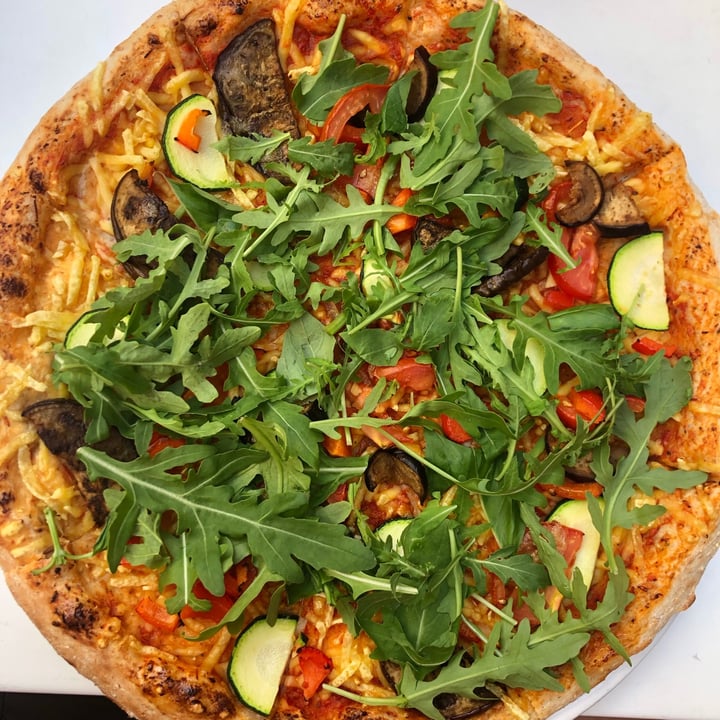 photo of Pizza Oscar Vegane Marino shared by @mudi on  09 Aug 2020 - review