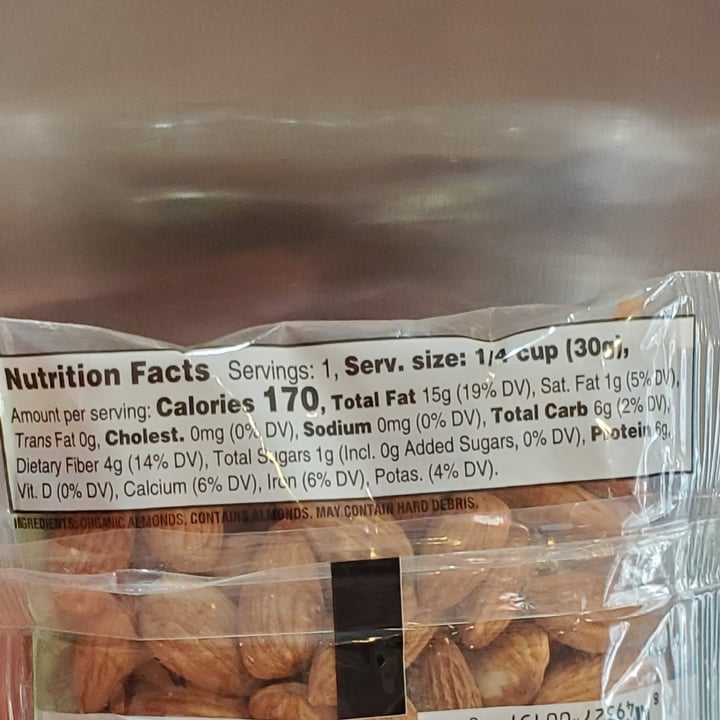 photo of Natural Grocers Whole almonds shared by @brtjohns on  23 Jun 2021 - review