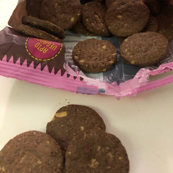 photo of Canvas Galletita de chocolate y maní shared by @jimbra on  07 Mar 2022 - review