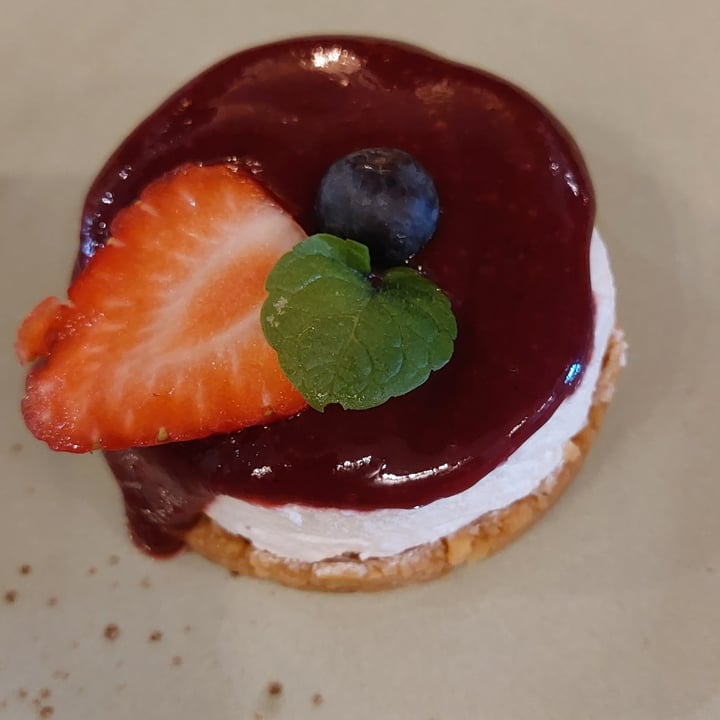 photo of GingerGi Veggie-Pop restaurant Cheesecake shared by @annoukkk on  30 May 2022 - review