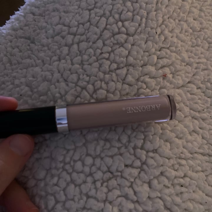 review photo of Arbonne Concealer shared by @dsb2 on 01 Jan 2021 - review