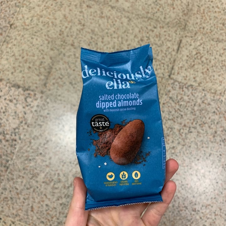 photo of Deliciously Ella Salted Chocolate Dipped Almonds shared by @raulbuci on  30 Apr 2022 - review