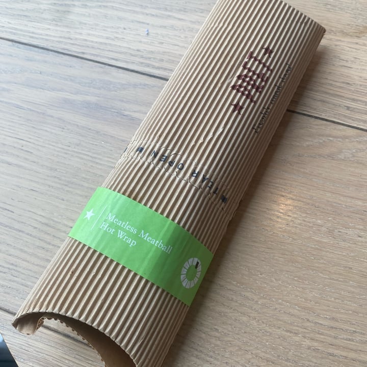 photo of Pret A Manger meatless meatball hot wrap shared by @lucr3ziagalli on  11 May 2022 - review