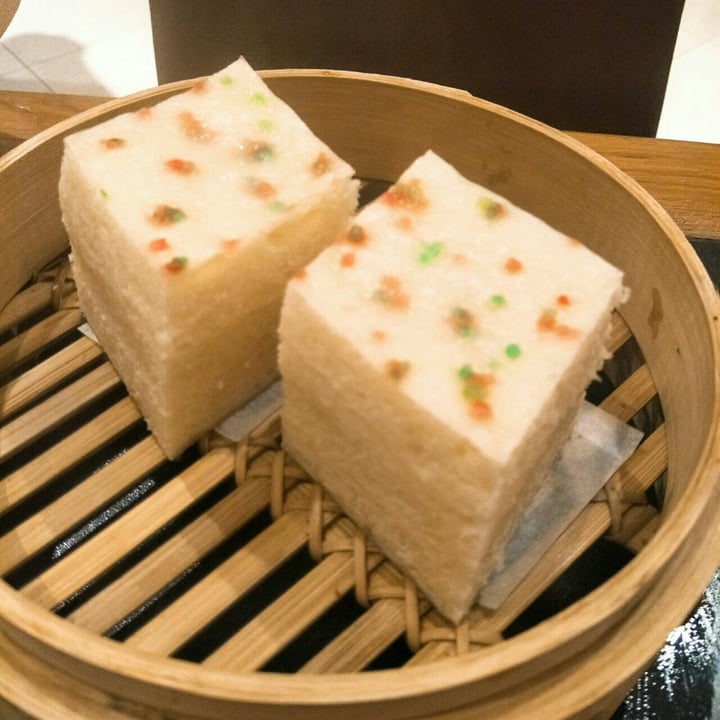 photo of Din Tai Fung Steamed Chinese Style Layered Cakes shared by @lou on  13 Feb 2019 - review