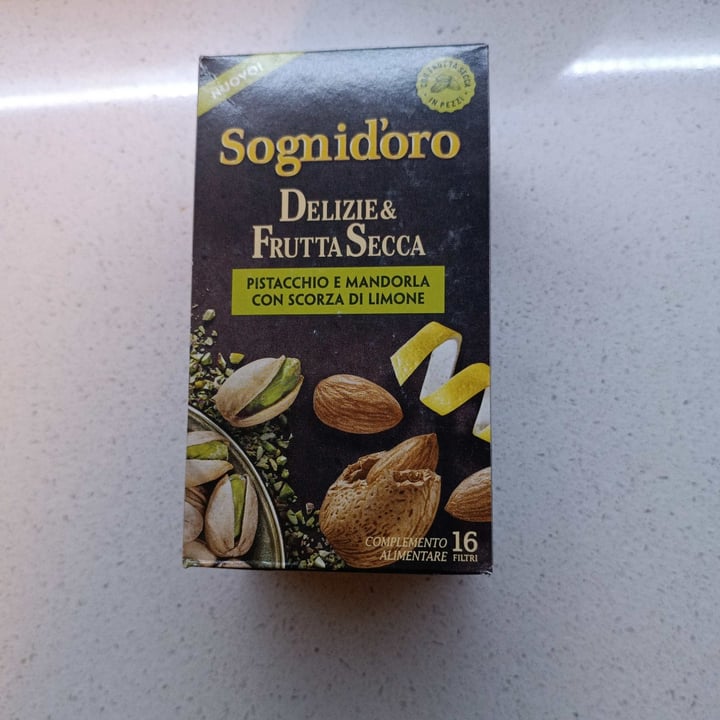 photo of Sognid'oro Delizie di frutta secca - pistacchio e mandorle con scorza di limone shared by @giorgiagasparotto on  28 Sep 2022 - review