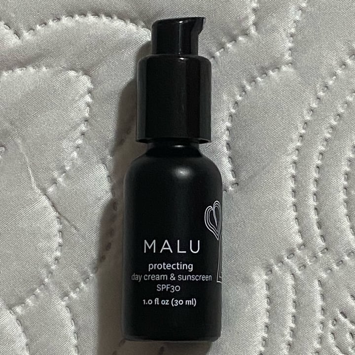 review photo of Honua Hawaiian Skincare Malu SFP 30 Protecting Day Cream shared by @gianvito on 13 May 2022 - review