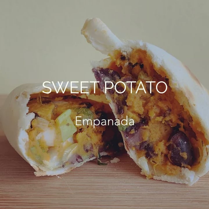 review photo of Tota Empanadas shared by @aeseas on 22 Oct 2022 - review
