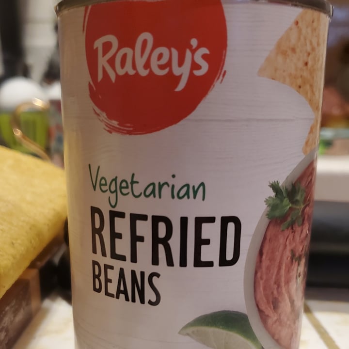 photo of Raley's Vegetarian Refried Beans shared by @veganbymarriage on  25 Jul 2021 - review