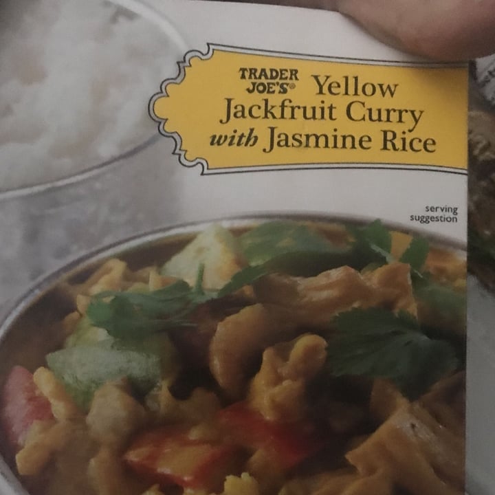 review photo of Trader Joe's Yellow Jackfruit Curry with Jasmine Rice shared by @veganenthusiast4life on 27 Dec 2021 - review