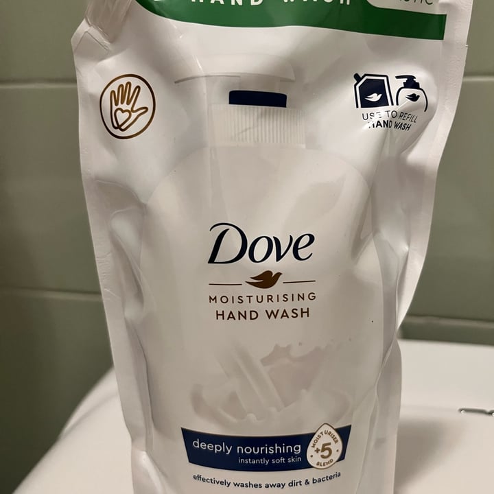 photo of Dove Moisturising Hand Wash shared by @claraguidalioff on  05 Apr 2022 - review