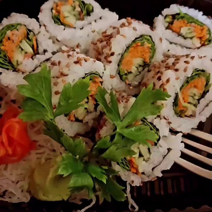 review photo of Fugu Sushi Caballito Sushi Con Palta shared by @lunavanmeegroot on 14 Mar 2022 - review