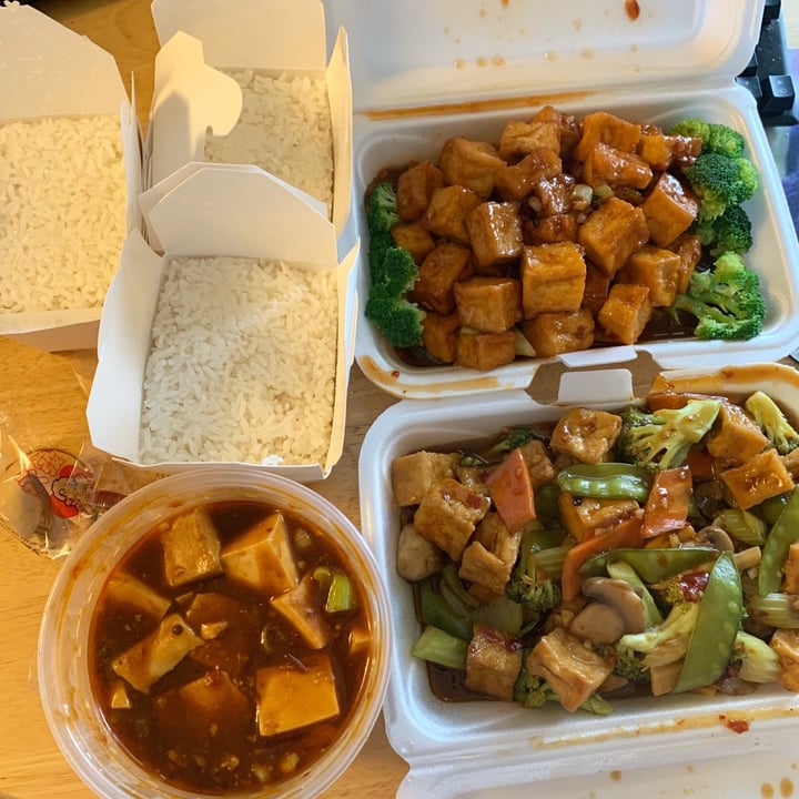 review photo of Cravings General Tso’s Tofu shared by @janetes on 21 Jun 2020 - review