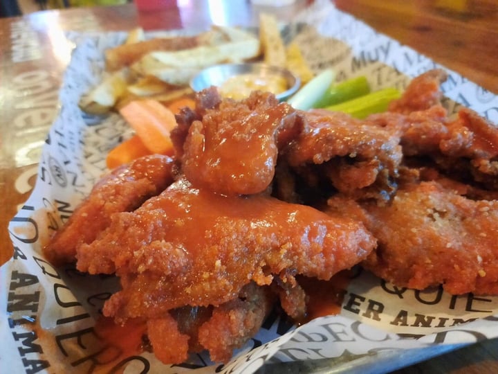 photo of Revolucion Verde Chickn Boneless shared by @comehierbas on  24 Feb 2020 - review