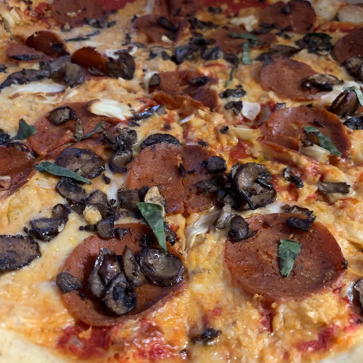photo of Switchyard Brewing Company Vegan Kirkwood Pizza shared by @allhess on  02 Jan 2021 - review