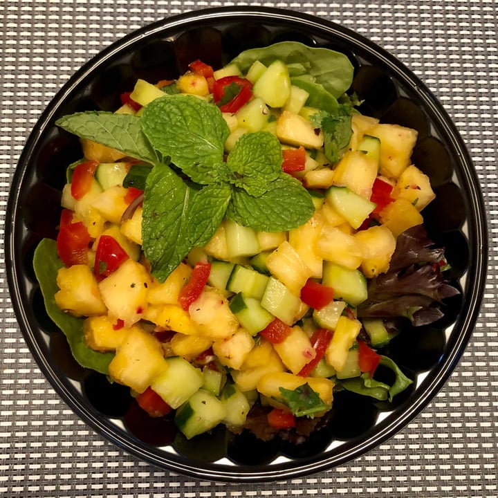 photo of Island Produce Club IPCtogo.com Pineapple Cucumber Salad shared by @christinalynn6181 on  13 Nov 2020 - review