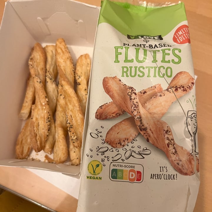 review photo of v-love Flutes Rustico shared by @happystar73 on 19 Nov 2022 - review