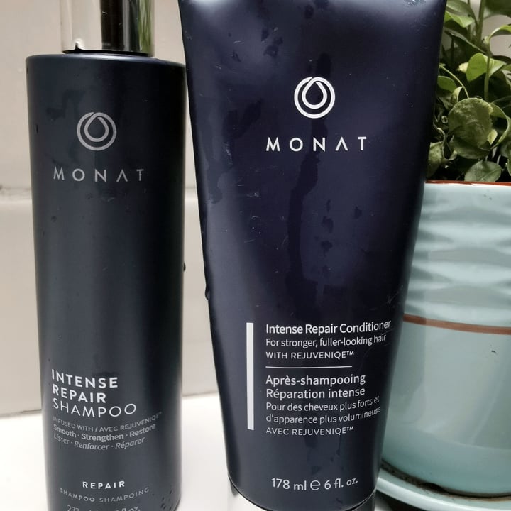 photo of MONAT Global Intense repair shampoo and conditioner shared by @gigisum on  25 Dec 2020 - review