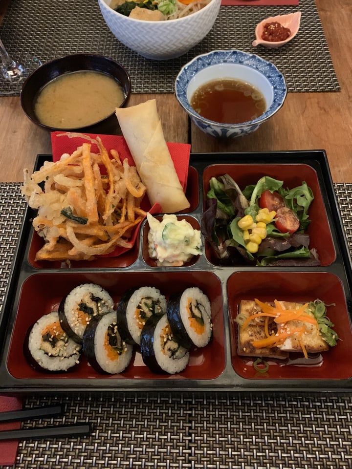 photo of ITADAKIZEN Bento Box shared by @laurapratt on  10 Nov 2019 - review