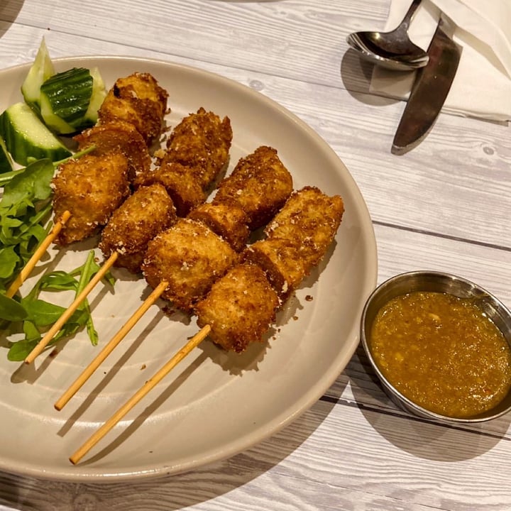 photo of Puti Vegan Cafe Vegan Chicken Satay On Skewer shared by @katelouisepowell on  23 Aug 2021 - review