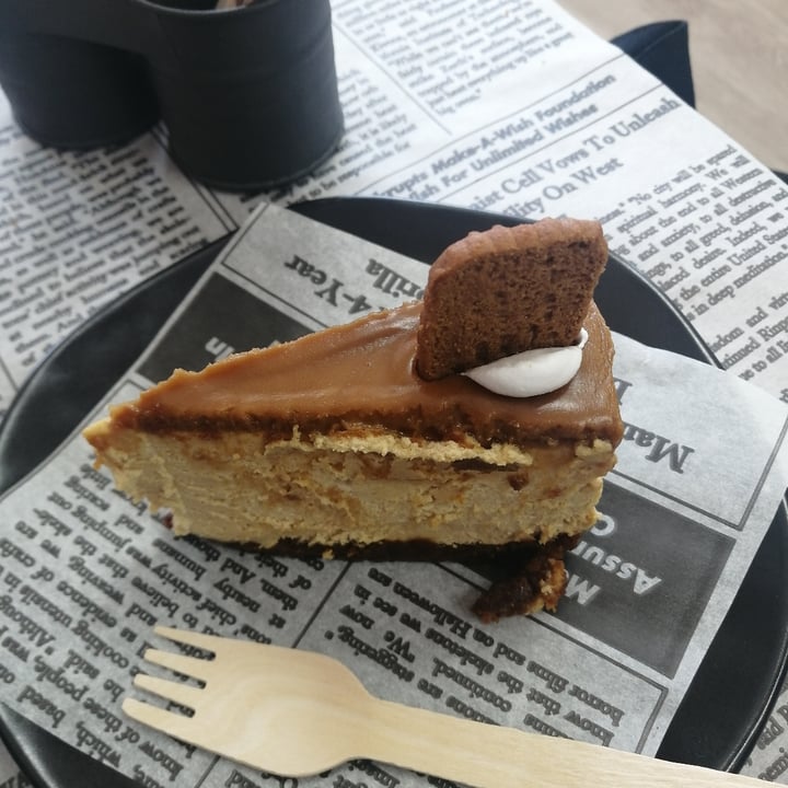 photo of Vegan Streetfood Deli - Obs Biscoff Cheesecake shared by @ragmahe on  10 Dec 2021 - review
