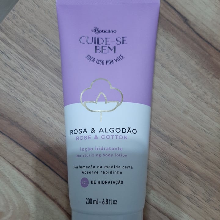 photo of O Boticário Hidratante Rosa & Algodão shared by @beatrizbeninca on  24 Apr 2022 - review