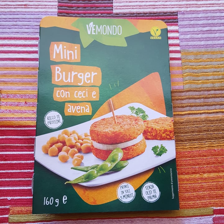 photo of Vemondo Mini Burger con Ceci e Avena shared by @pastori on  17 Sep 2021 - review