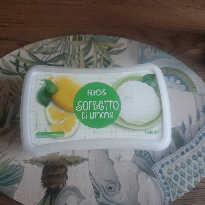 photo of Rios Sorbetto di limone shared by @martachc on  09 May 2022 - review