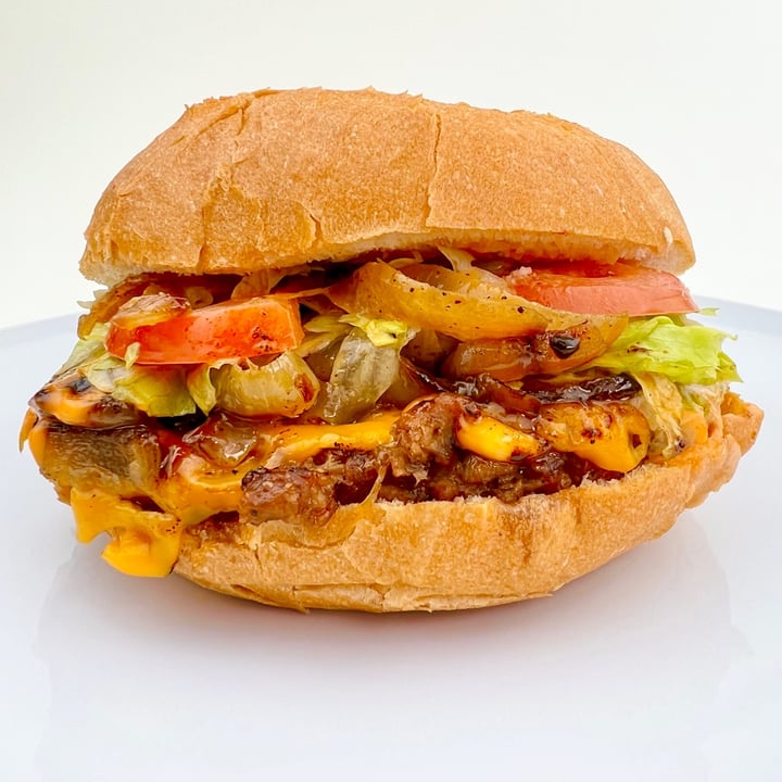 photo of The Sweet Hereafter Veg N' Out Burger shared by @pdxveg on  31 Dec 2021 - review