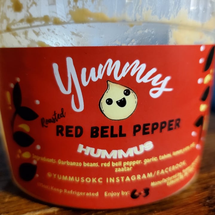photo of Yummus OKC Roasted Red Bell Pepper Hummus shared by @tcscn on  29 May 2022 - review
