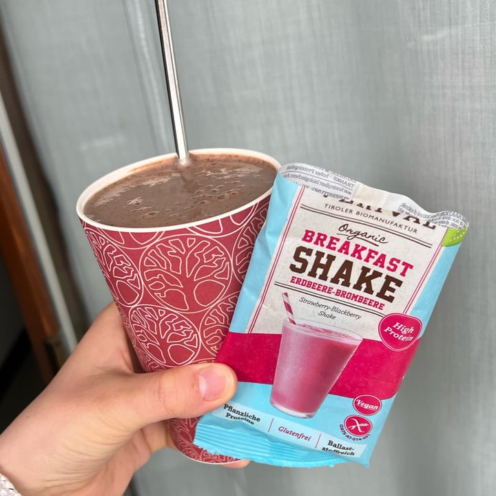 review photo of Verival breakfast shake shared by @luckystrike on 29 Mar 2022 - review