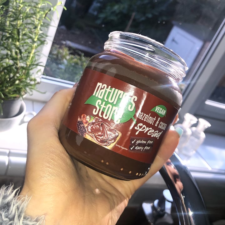 photo of nature's store Hazelnut & Cocoa Spread shared by @annaleitner on  18 Jan 2022 - review