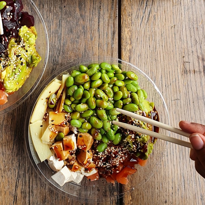photo of Food Lover's Eatery - Bank City Vegan Poke Bowl shared by @candybouffe on  12 Oct 2020 - review