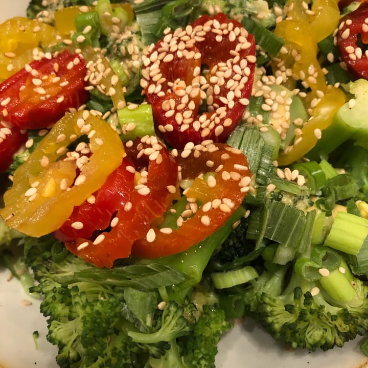 photo of Fresh on Front Dragon Broccoli shared by @ethicalehme on  24 Oct 2021 - review