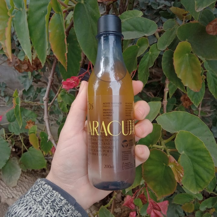 photo of Natura Aceite Trifasico Maracuya shared by @jezabel88 on  28 Jun 2022 - review