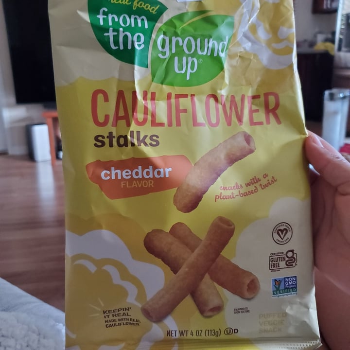 photo of Real Food From The Ground Up Cauliflower Stalks Cheddar shared by @loretodelvillar on  09 Jan 2022 - review