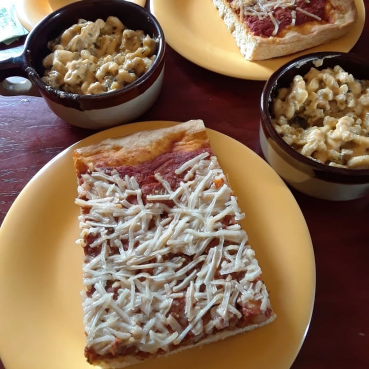 review photo of Kahiau's Bakery and Cafe pizza shared by @sunium on 21 Oct 2022 - review