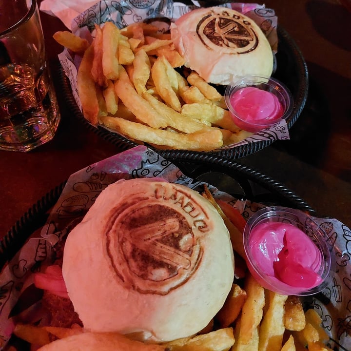 review photo of Lado V Milipili shared by @sereslibres on 24 Jun 2022 - review