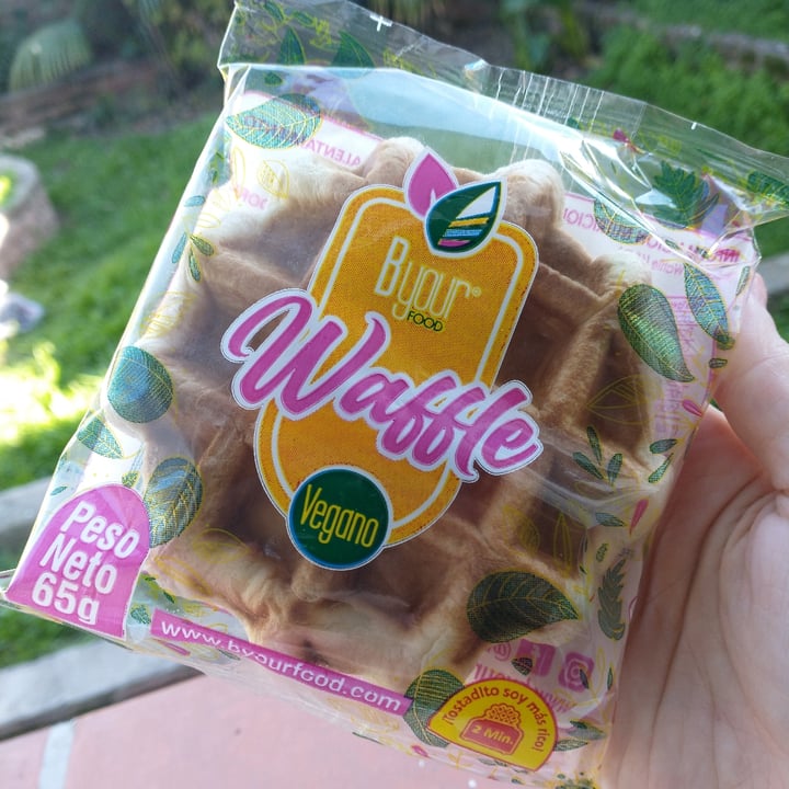 review photo of Byourfood Waffle Dulce shared by @julisadovsky on 29 Jun 2022 - review