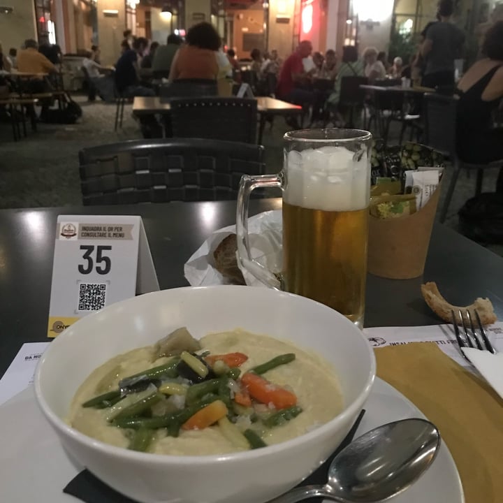 review photo of Piazza dei Mestieri Hummus shared by @aurora110689 on 29 Nov 2021 - review