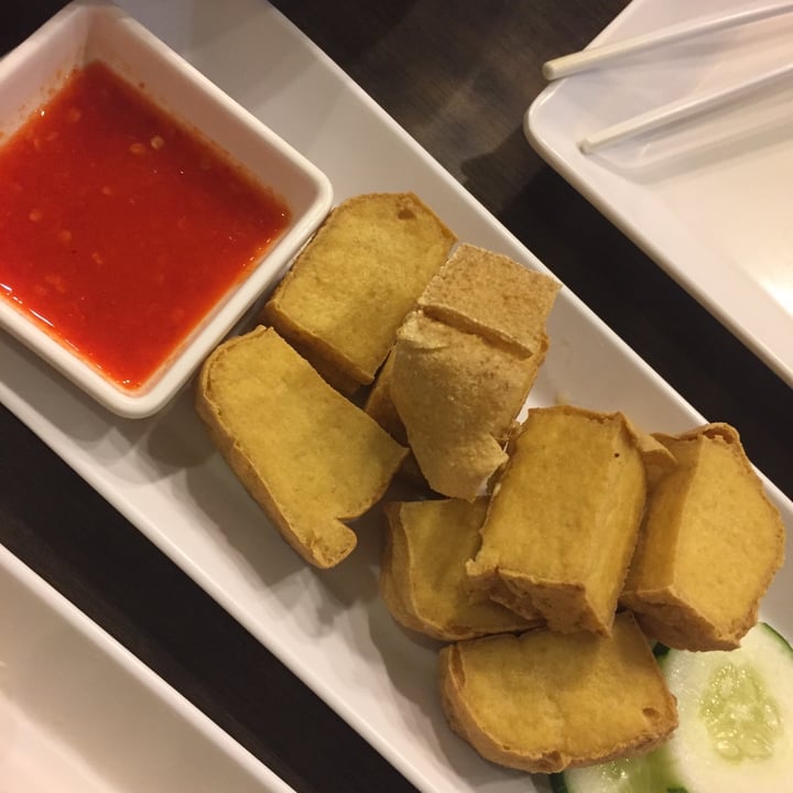 photo of North South East West Fusion Vegetarian Cuisine Thai crispy beancurd shared by @jenniferoconnor on  15 Sep 2020 - review