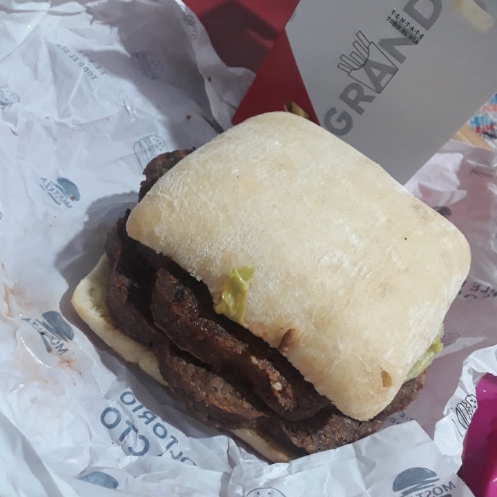 photo of Mostaza Hamburguesa vegana shared by @sritavegan93 on  20 Sep 2021 - review