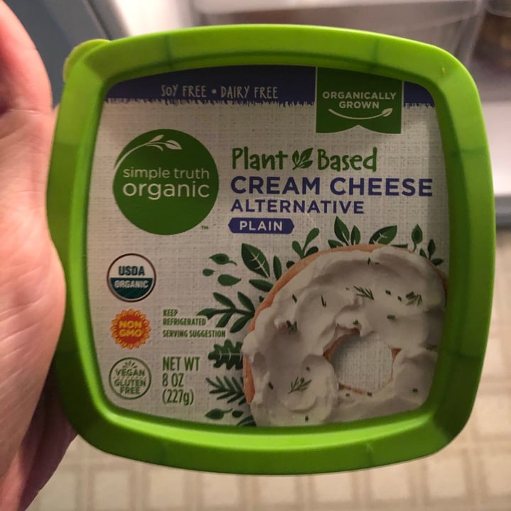 photo of Simple Truth Cream Cheese Alternative Plain shared by @brookkyl on  14 May 2020 - review