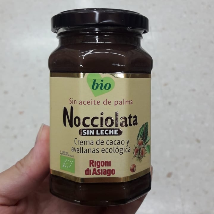 photo of Rigoni di Asiago Crema de cacao y avellanas ecológica shared by @mathiasayala on  03 Nov 2020 - review