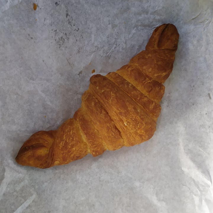 photo of Los Manchegos Panadería y pastelería Croissant shared by @rominaguch on  09 Nov 2022 - review