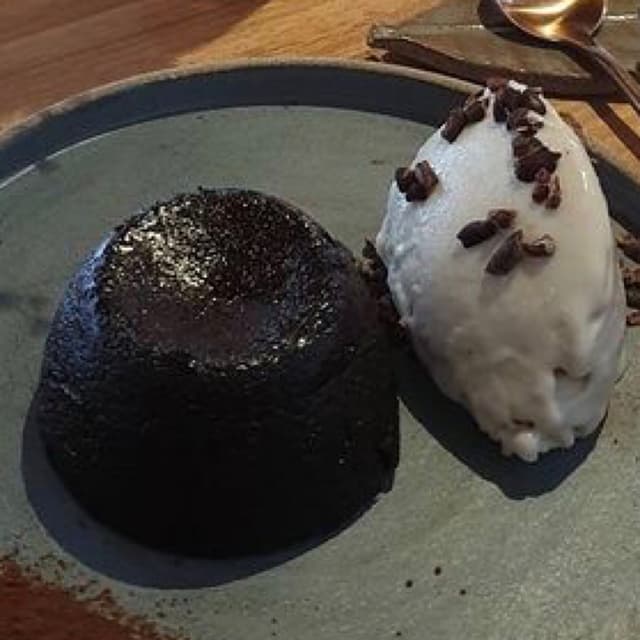 Foto del piatto “Petit Gateau”